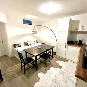Joli T4 Rénové Climatisé Entre St Charles/le Vieux-port Marseille